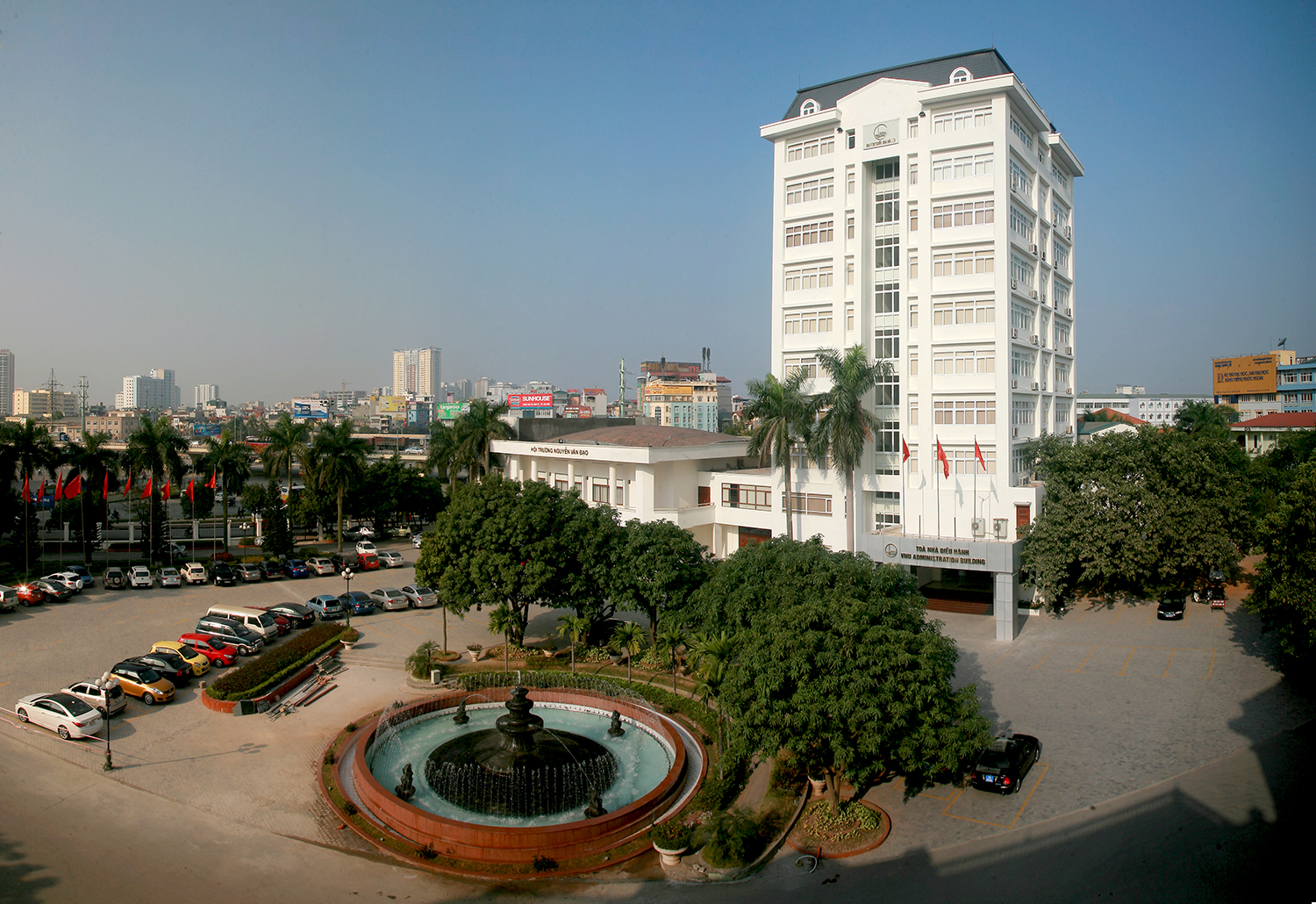 Ba trường, khoa của Đại học Quốc gia Hà Nội lấy điểm sàn từ 18